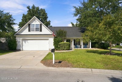 /international/us/102-grasmere-court-leland-nc-110110303806/