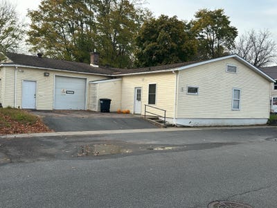 /international/us/5-lafayette-st-street-plattsburgh-ny-110095495071/