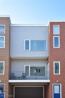 /international/us/5735-bridge-avenue-cleveland-oh-110108063772/