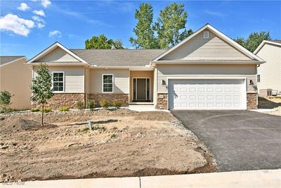 /international/us/2261-saddlebrook-cortland-oh-110102977675/