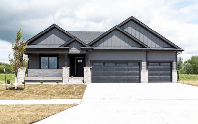 /international/us/411-ne-madison-avenue-elkhart-ia-110101039285/