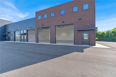 /international/us/116-college-road-pineville-mo-110102731236/