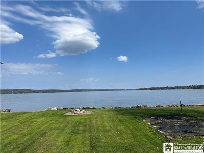 /international/us/2398-lakeside-drive-ashville-ny-110104294128/