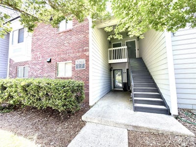 /international/us/3284-heathstead-place-charlotte-nc-110107502863/