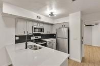 /international/us/11550-n-may-avenue-oklahoma-city-ok-110108397337/