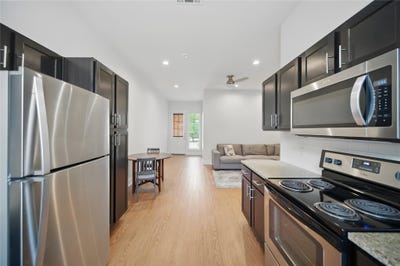 /international/us/2400-louis-henna-blvd-round-rock-tx-110100030307/