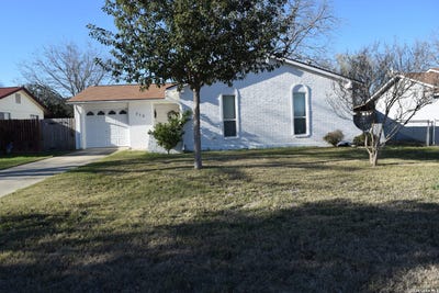 /international/us/313-nell-deane-blvd-schertz-tx-110120483513/
