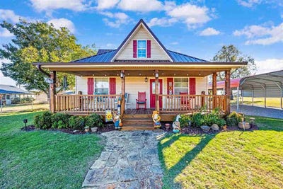/international/us/704-6th-st-elgin-ok-110110233143/
