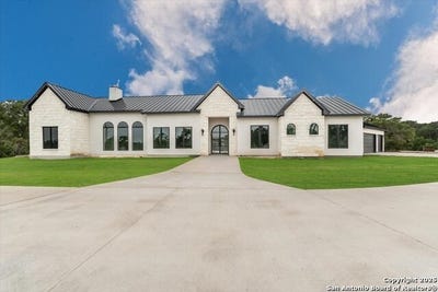 /international/us/26819-pecan-bluff-boerne-tx-110100769469/