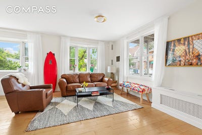 /international/us/162-beach-92nd-street-queens-ny-110109598502/