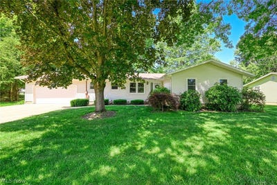 /international/us/3937-mctaggart-boulevard-kent-oh-110108395572/