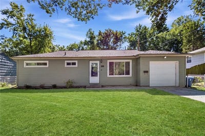 /international/us/5719-w-81st-street-prairie-village-ks-110120413857/