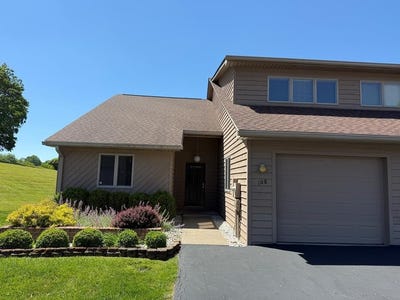 /international/us/108-pine-park-place-beckley-wv-110108584597/