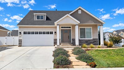 /international/us/213-n-bristol-dr-cedar-city-ut-110119957526/