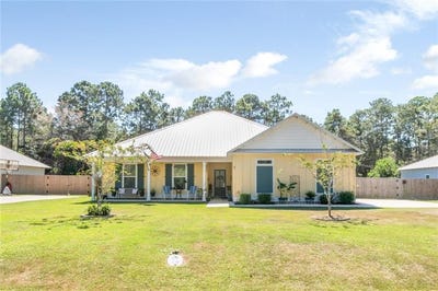 /international/us/3099-riverview-drive-coden-al-110120087228/