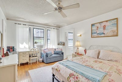 /international/us/141-englewood-ave-23-boston-ma-110108742047/