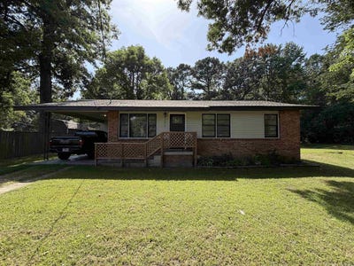 /international/us/165-s-12th-avenue-piggott-ar-110109140596/