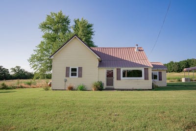/international/us/11861-e-1350-road-stockton-mo-110101289801/