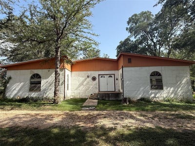 /international/us/254-lone-star-rd-bastrop-tx-110109101492/