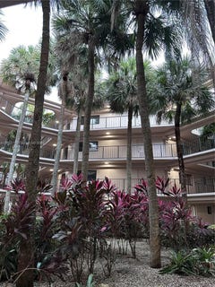 /international/us/8760-sw-133rd-ave-rd-miami-fl-110108507975/