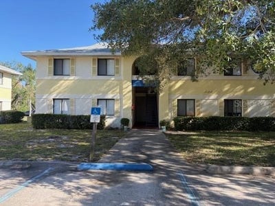 /international/us/90-hidden-lake-drive-sanford-fl-110107627698/
