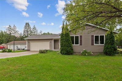 /international/us/308-9th-avenue-nw-waseca-mn-110100979149/