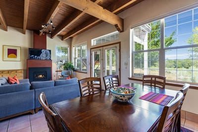 /international/us/523-san-geronimo-taos-nm-110119761486/