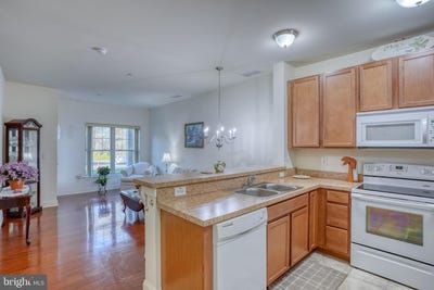 /international/us/2000-fountainview-cir-2111-newark-de-110107481083/