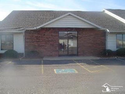 /international/us/1066-telegraph-road-monroe-mi-110097643817/