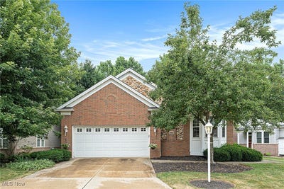 /international/us/8651-pine-creek-lane-sagamore-hills-oh-110101005019/?lang=en