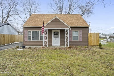 /international/us/299-lincoln-boulevard-greenport-ny-110106308558/