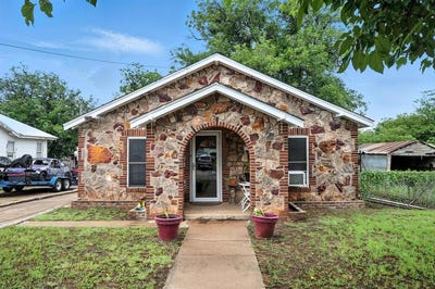 /international/us/907-bowie-street-sweetwater-tx-110101100032/