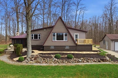 /international/us/190-county-rd-800-polk-oh-110106565494/