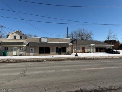 /international/us/16133-broadway-avenue-maple-heights-oh-110105799811/