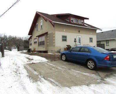 /international/us/111-coleman-avenue-montevideo-mn-110104537868/