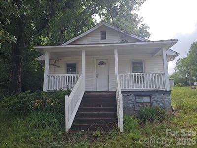 /international/us/1641-berkley-street-sw-lenoir-nc-110108333835/