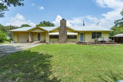/international/us/1533-1st-street-graysville-al-110101312437/