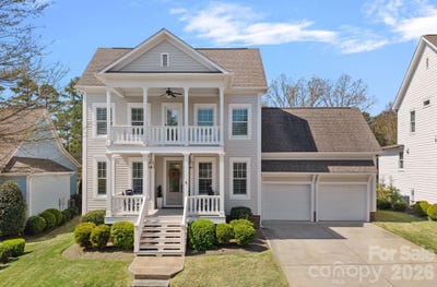 /international/us/5595-morris-hunt-drive-fort-mill-sc-110107151361/