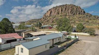 /international/us/208-second-st-fort-davis-tx-110103720236/