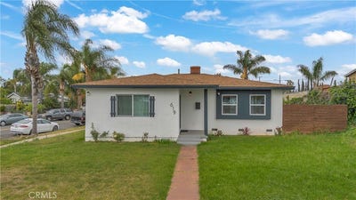 /international/us/619-w-chapman-placentia-ca-110107614743/