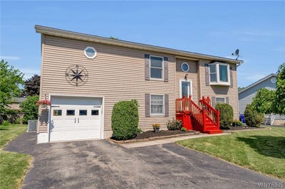 /international/us/215-summit-avenue-buffalo-ny-110108796238/
