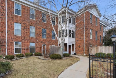 /international/us/2820-marshall-court-madison-wi-110105926506/