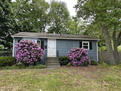 /international/us/22-brookside-rd-rockland-ma-110108377711/