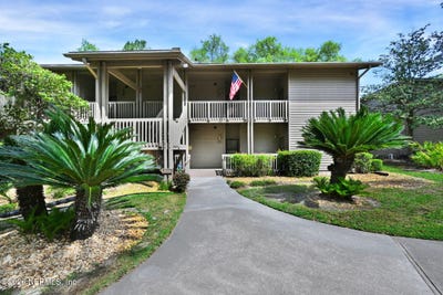 /international/us/2910-ravines-road-middleburg-fl-110107933939/