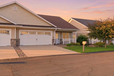 /international/us/1321-barson-pl-onalaska-wi-110108707314/