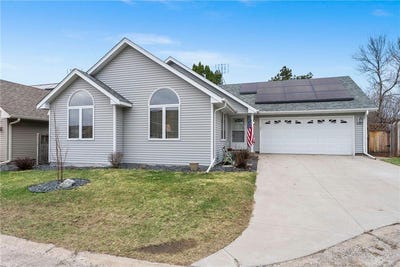 /international/us/420-village-court-cambridge-mn-110106815543/
