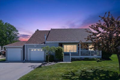 /international/us/1101-w-main-street-sun-prairie-wi-110108121393/