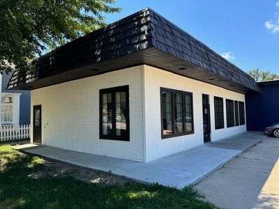 /international/us/1016-m-st-aurora-ne-110101597066/