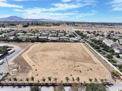 /international/us/330-w-bolton-rd-oakley-ca-110110307324/