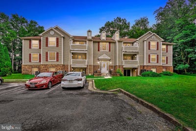 /international/us/300-long-cove-lane-essex-md-110100870569/